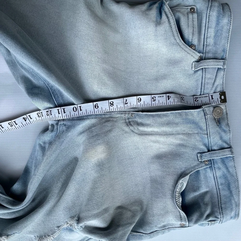 Indigo Rein Light Wash High Rise Distressed Wide Leg Jeans Size 11/29 Frayed Hem